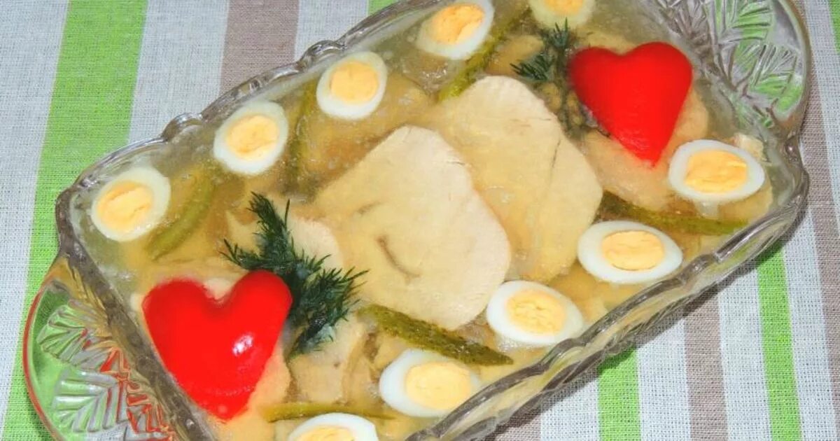 Заливное из грудки. Холодец из курицы. Рыбное заливное терпуг. Холодец захарова. Заливное на курином бульоне.