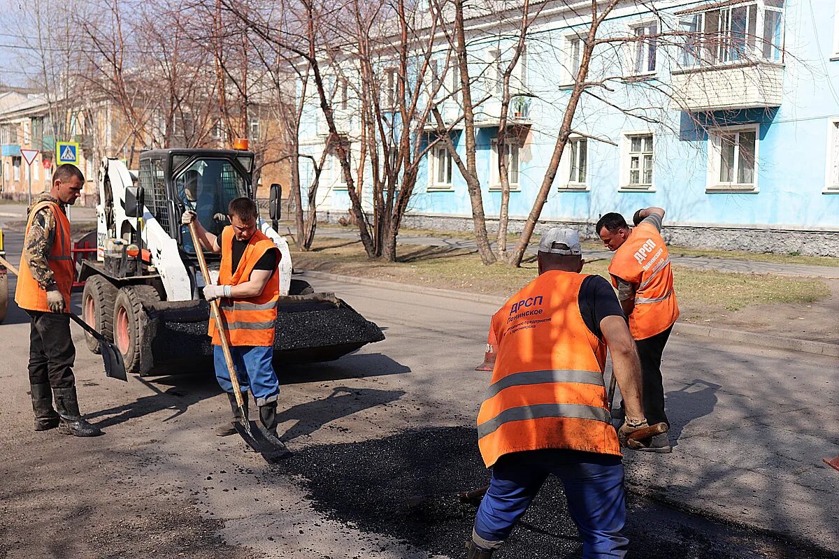 Дорогой ремонт омск. ДРСП Ленинского района. МП ДРСП Ленинского района г Красноярска. ДРСП Левобережное Красноярск. Ремонт дорог Красноярск.