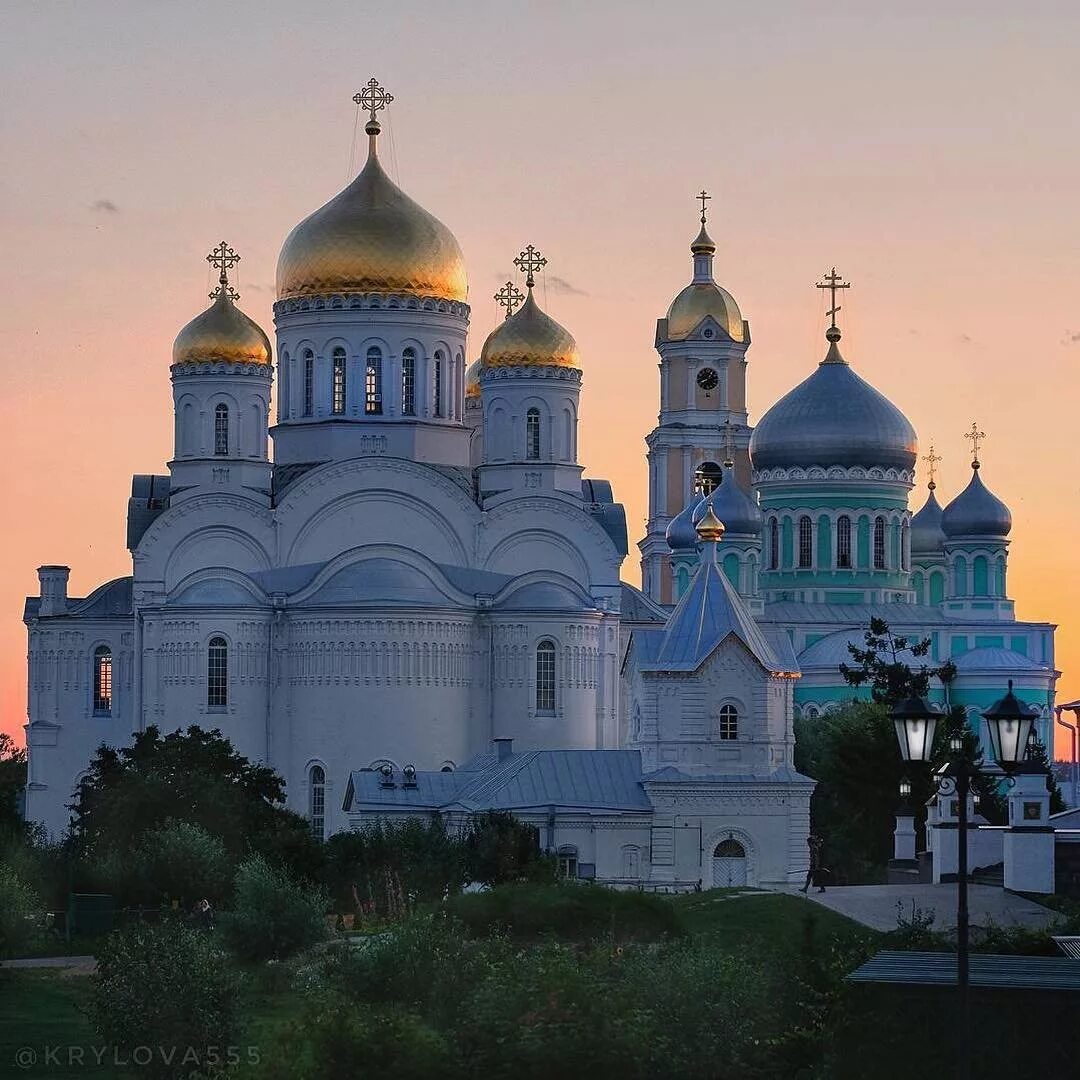 Фото монастырей и храмов