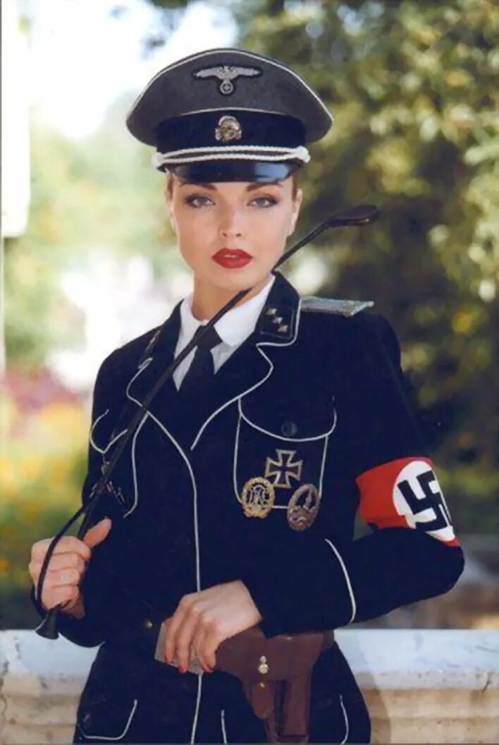 Девушки сс. Фройлен Барбара. Кейт Уинслет в нацистской форме. Гестаповка Барбара.