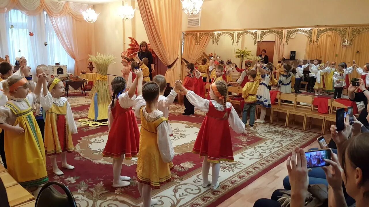 Игра золотые ворота на масленицу песня
