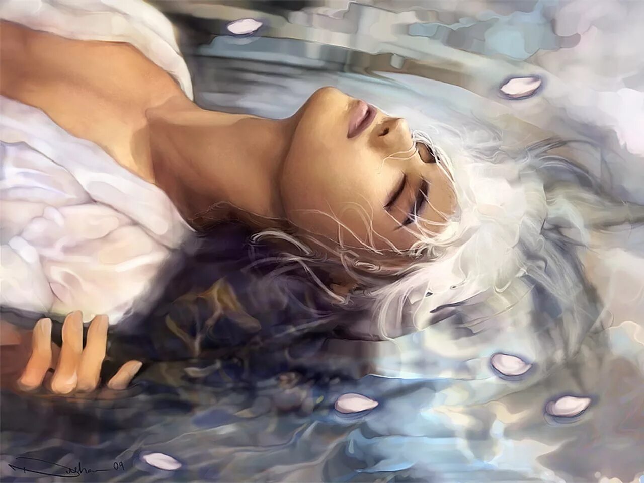 мужчина храпит. мужчина спит. парень лежит на траве. во сне мужчина ранен. трагичная любовь.