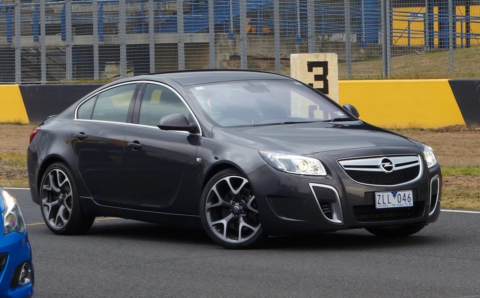 Opel insignia отзывы. Opel Insignia OPC. Opel Insignia OPC 2013. Opel Insignia OPC 2010. Opel Insignia 2008 OPC.