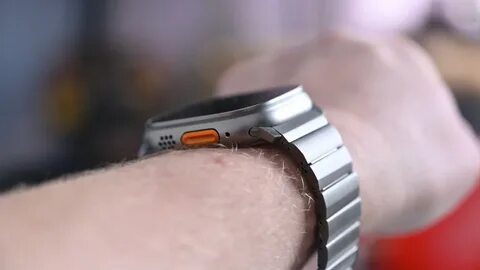 Apple watch ultra titanium band