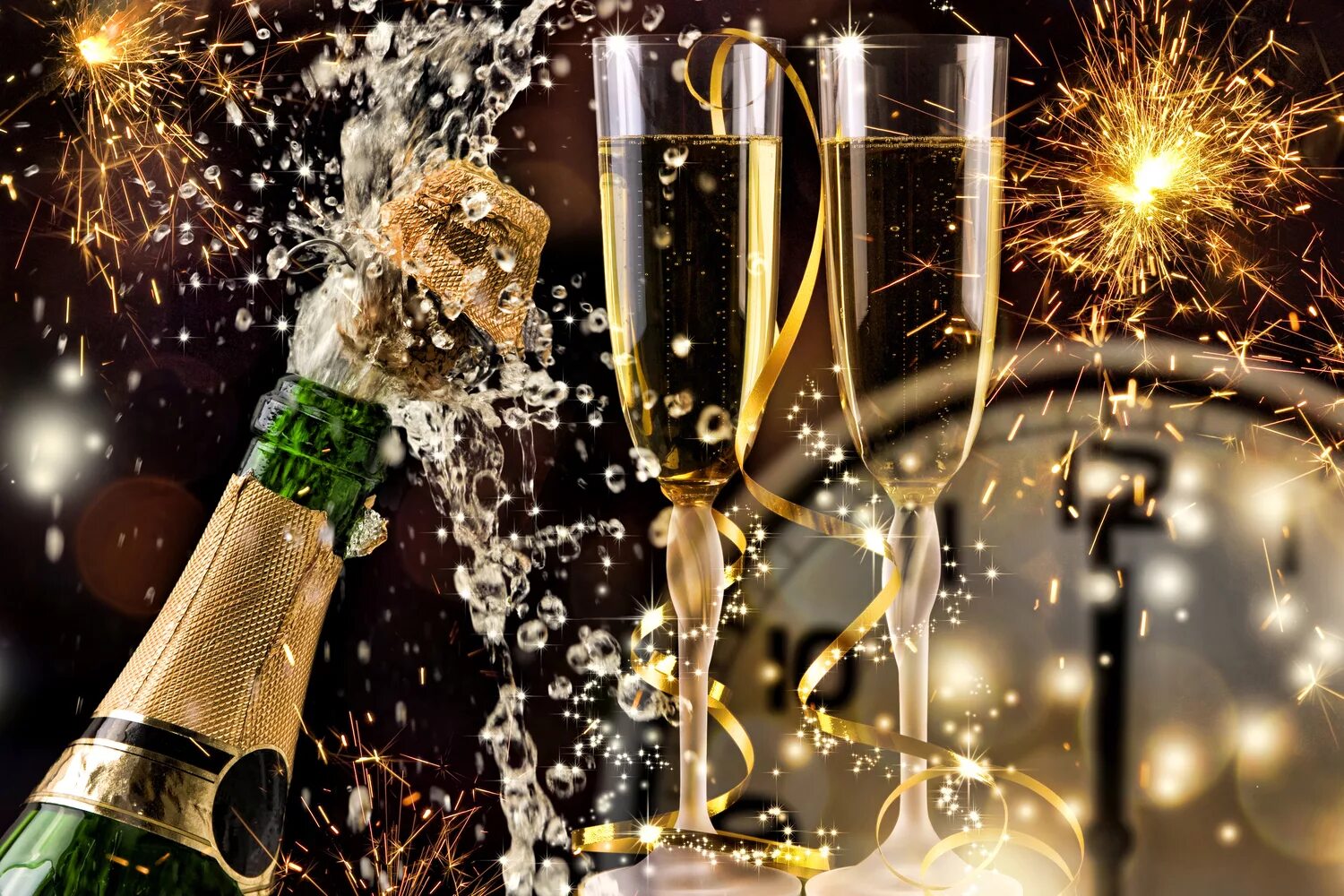 Шампанское новый год. Новогодние бокалы. Бокалы с шампанским новый год. Бокалы для шампанского.
