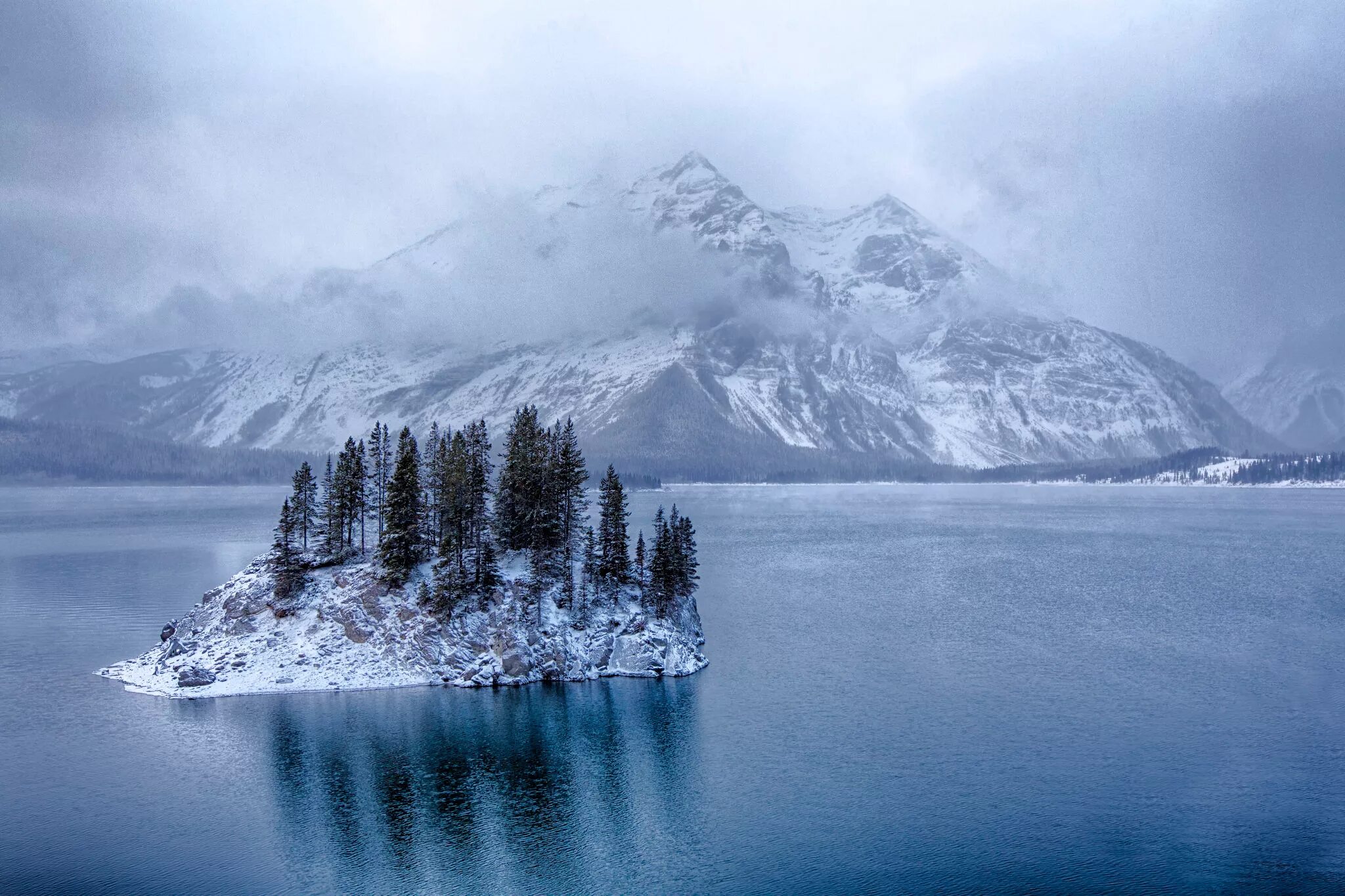Илулиссат гренландия. Острый холод. Интересное про океаны. Гренландия (остров). Норвегия reine рейне.