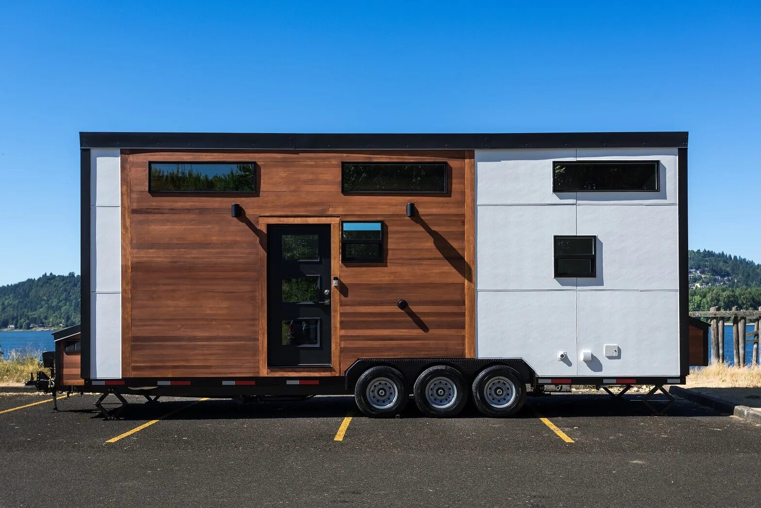 Кемпер прицеп tiny house. Минидом "бригитта". Автодом tiny house. Дом прицеп modern. House trailer.