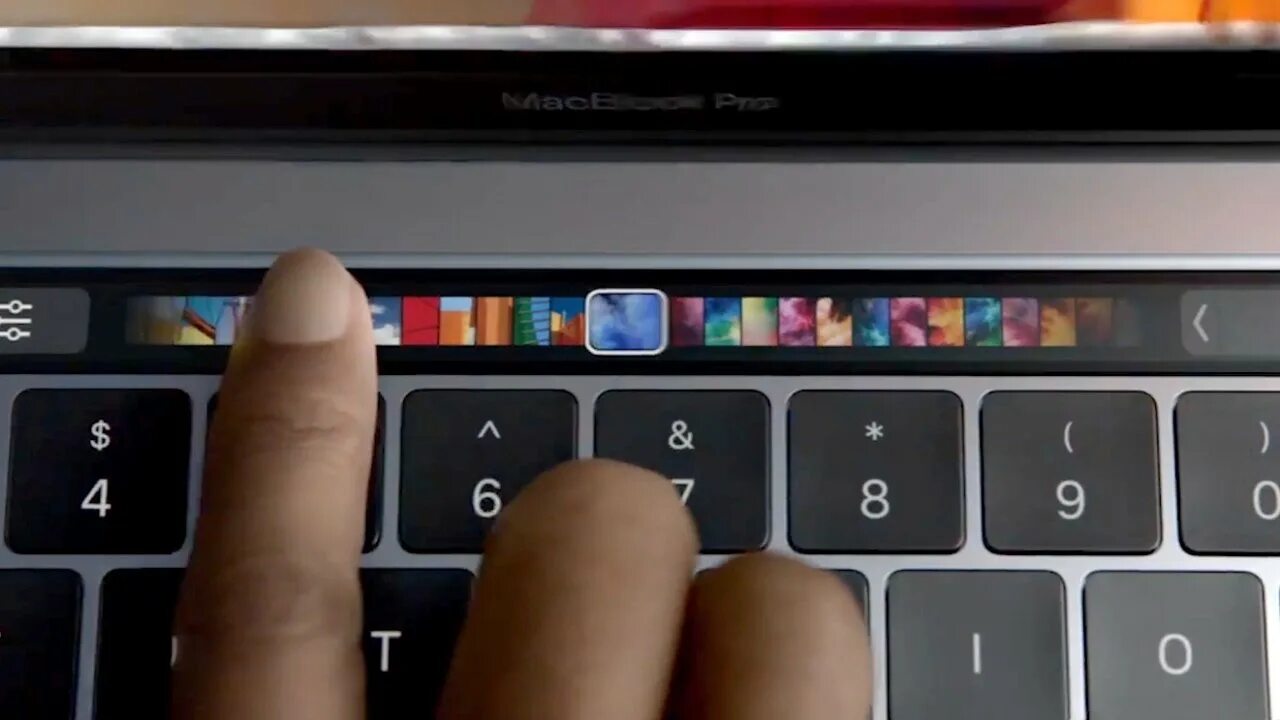 MACBOOK 2022 Touch Bar. MACBOOK Pro 2021 сенсорная панель. Макбук Эйр с тач баром. MACBOOK Pro 2022 сенсорная панель.