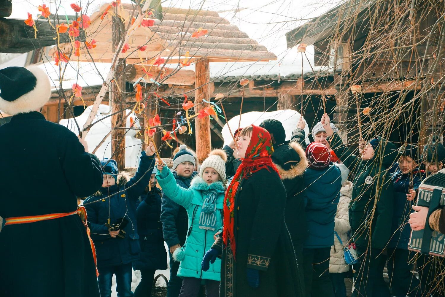 Сороки праздник славянские народные праздники. Сороки праздник. Фольклорный праздник сороки. Обряд Жаворонки. Сороки праздник весны.