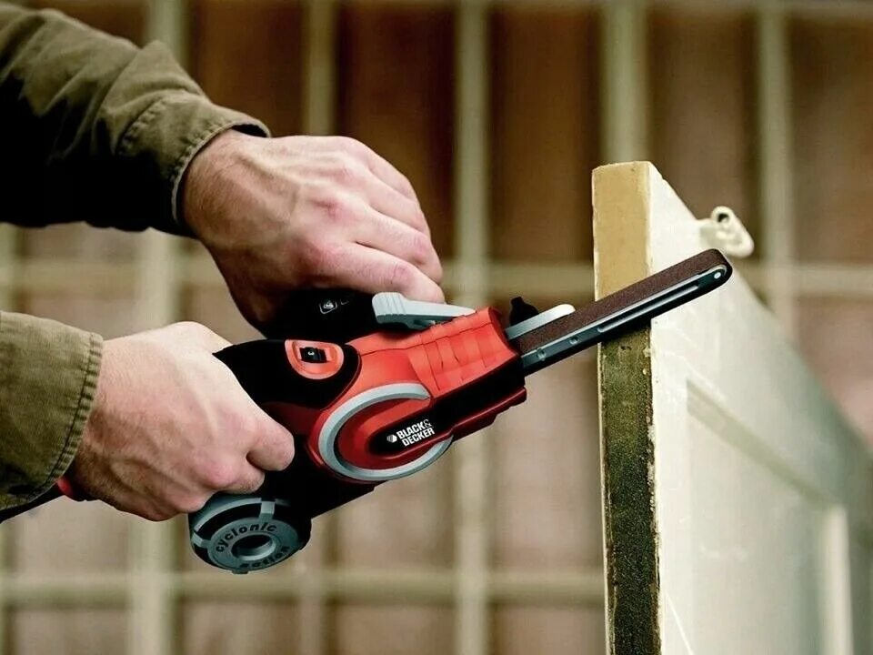 Блекдекер электронапильник. Ленточно шлифовальная машина Black Decker. Ka902ek-QS. Шлиф лента Black Decker ка 902 ЕК..