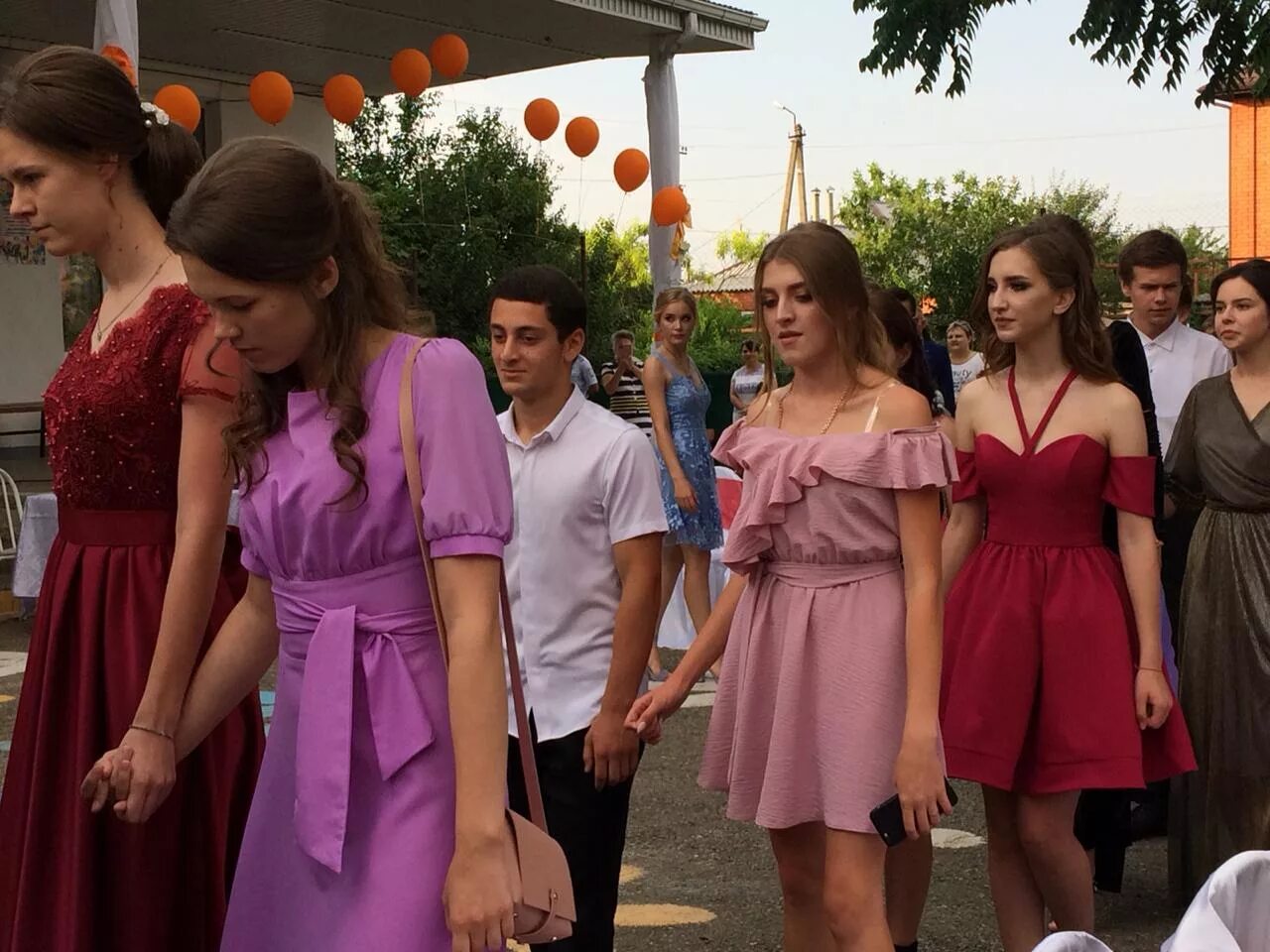 4 школа тамбов. Встречи выпускников школы 45. Учитель в школе. Выпускной 2019 курганинск. Маоу сош 19 учителя.