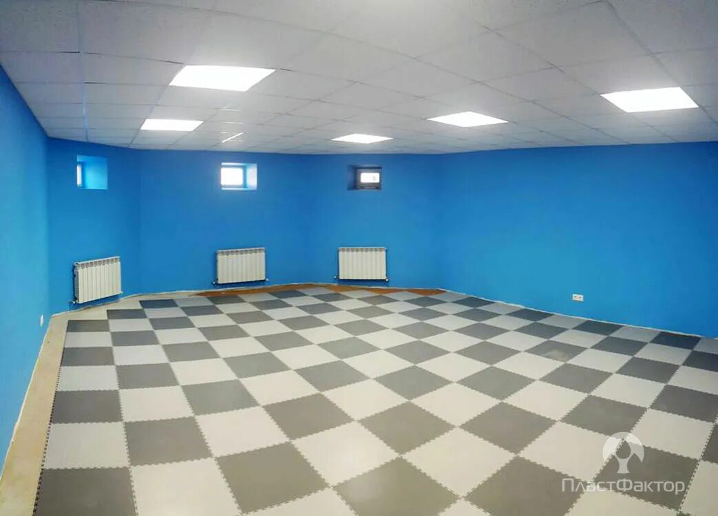 Модульные полы пвх в гараж. Модульная плитка пластфактор. модульная плитка пвх для гаража. плитка для производственных помещений. пвх плитка для гаража.