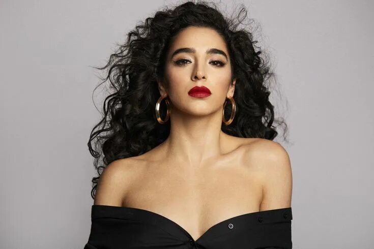 Slideshow - Amara Karan - Interview Magazine Doctor who costumes, Female doctor,