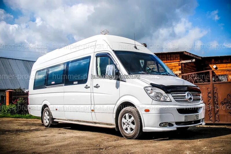 Спринтер туристический. Mercedes Sprinter 20 мест. Мерседес Спринтер 20 местный. Мерседес Бенц Спринтер 20 мест. Мерседес Спринтер 20 человек.