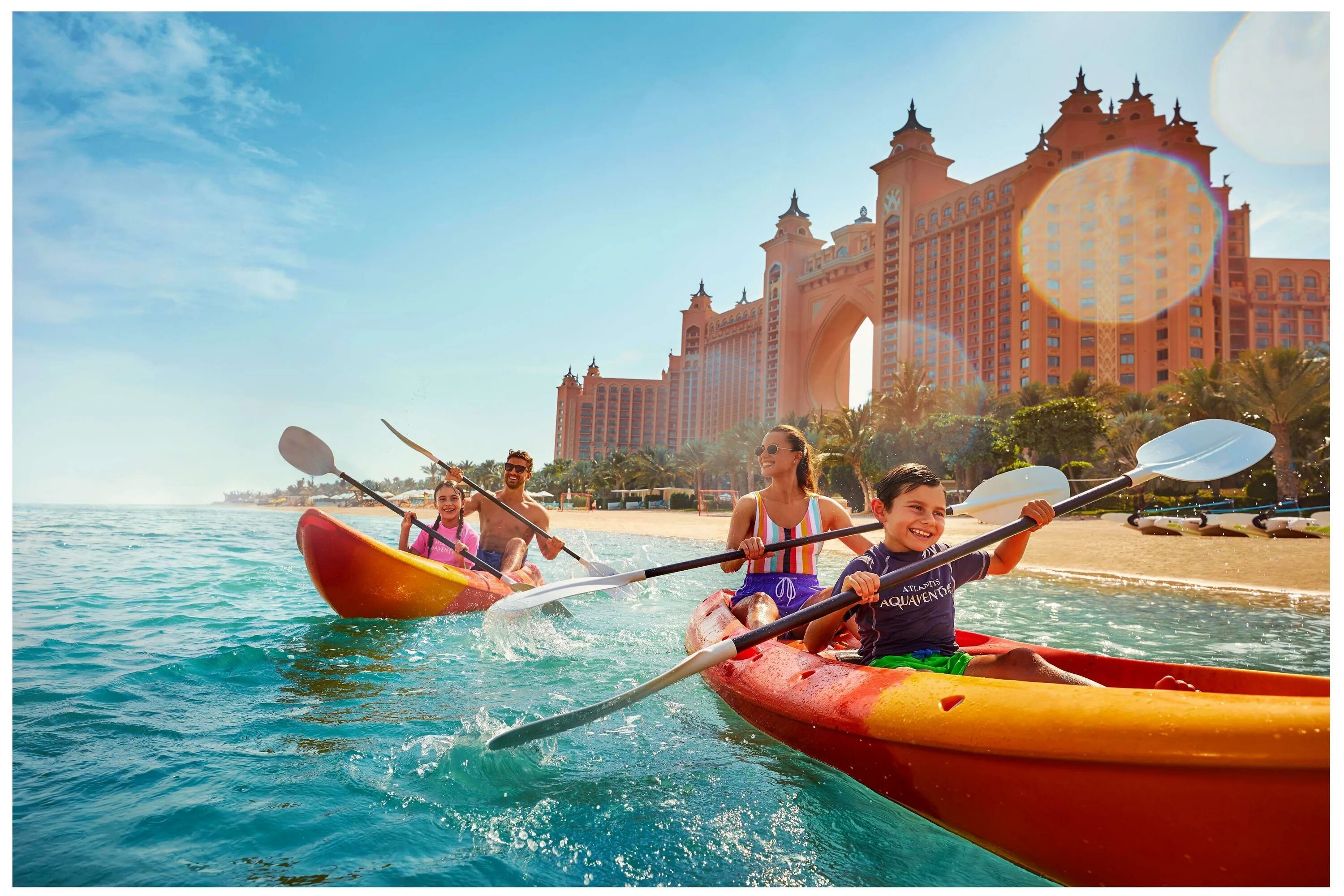 Туристино дубай билеты. Атлантис Дубай. Atlantis the Palm Dubai 5. Atlantis the Palm Dubai 5 пляж. Семейный отель Atlantis the Palm 5.