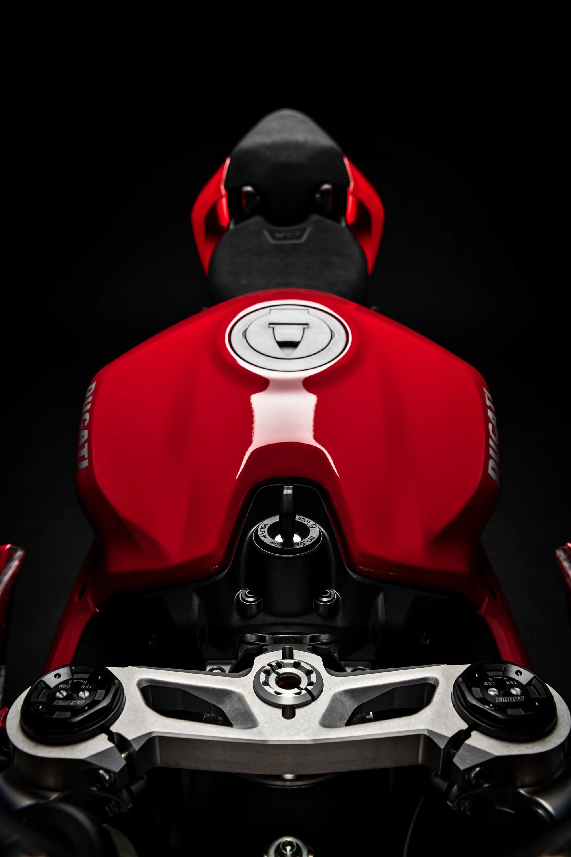 Мотоцикл Ducati Panigale v2. Panigale v2 2021. Дукати Панигале v2. Дукати v2 2020.