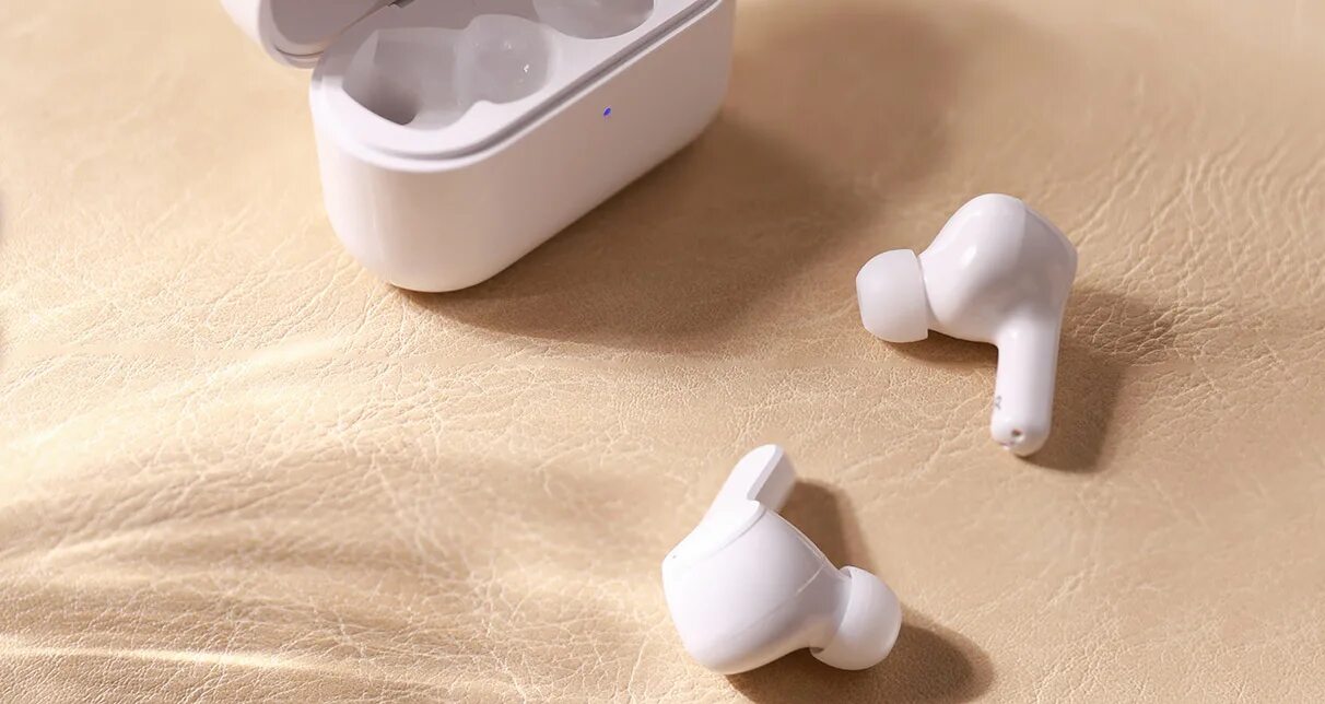 Tws ce79. Honor choice ce79 TWS Earbuds. Honor true Wireless stereo Earbuds ce79 белая. Наушники хонор беспроводные Wireless Earbuds. Honor choice true Wireless stereo Earbuds ce79 White vs Apple AIRPODS 1.