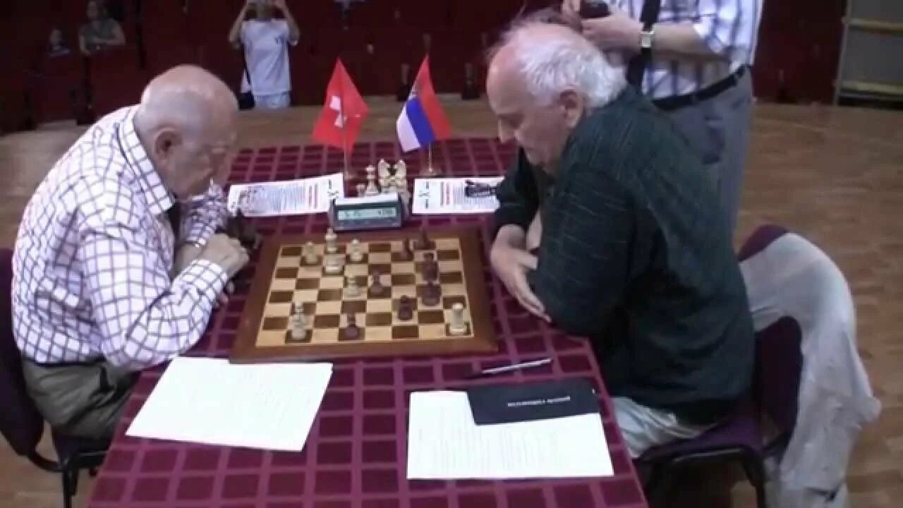 365 chess. Шахматная школа полугаевского. 365 chess. Магнус карлсен. 365 chess.