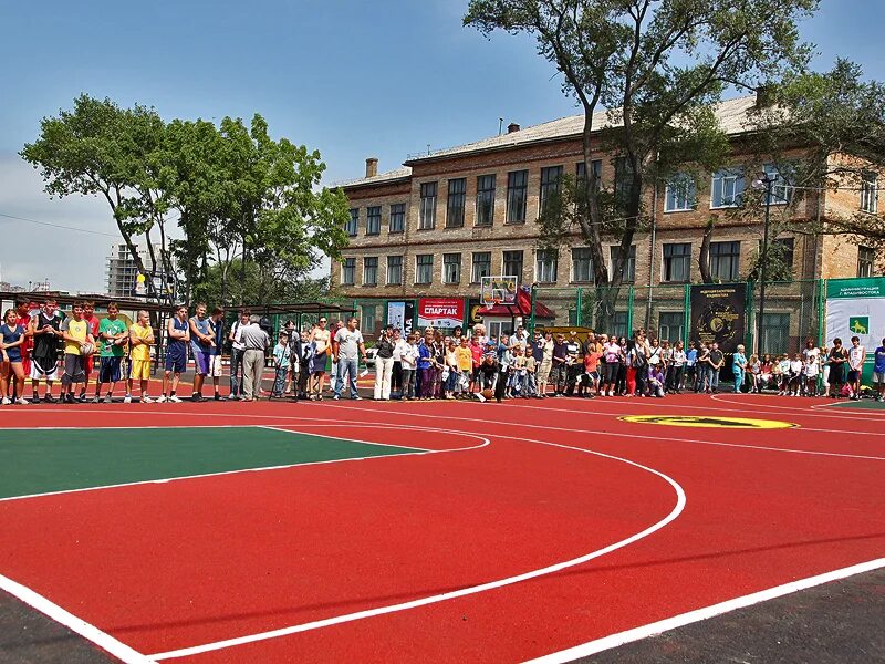 Дол чайка московская область коломенский район. Школа 52 владивосток. Станюковича 42 школа. Детский лагерь чайка московская область. Школа 52 владивосток.