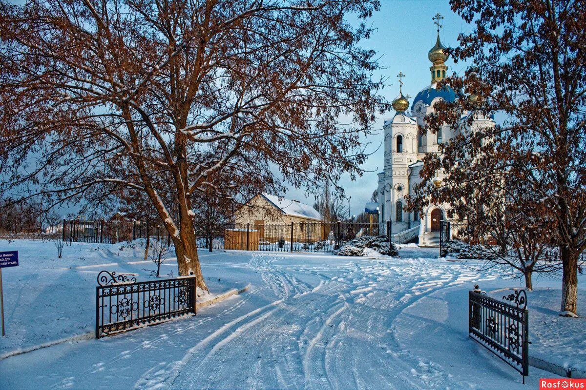 Снежный луганск. Зимний луганск. Луганск зимой. Зимний луганск. Луганск зимой.