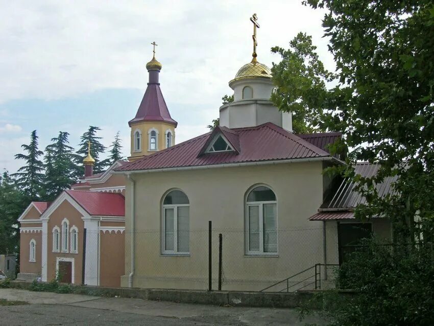 Крестовоздвиженский храм туапсе. Крестовоздвиженский храм туапсе. Храм туапсе. Храм туапсе. Алексия туапсе.