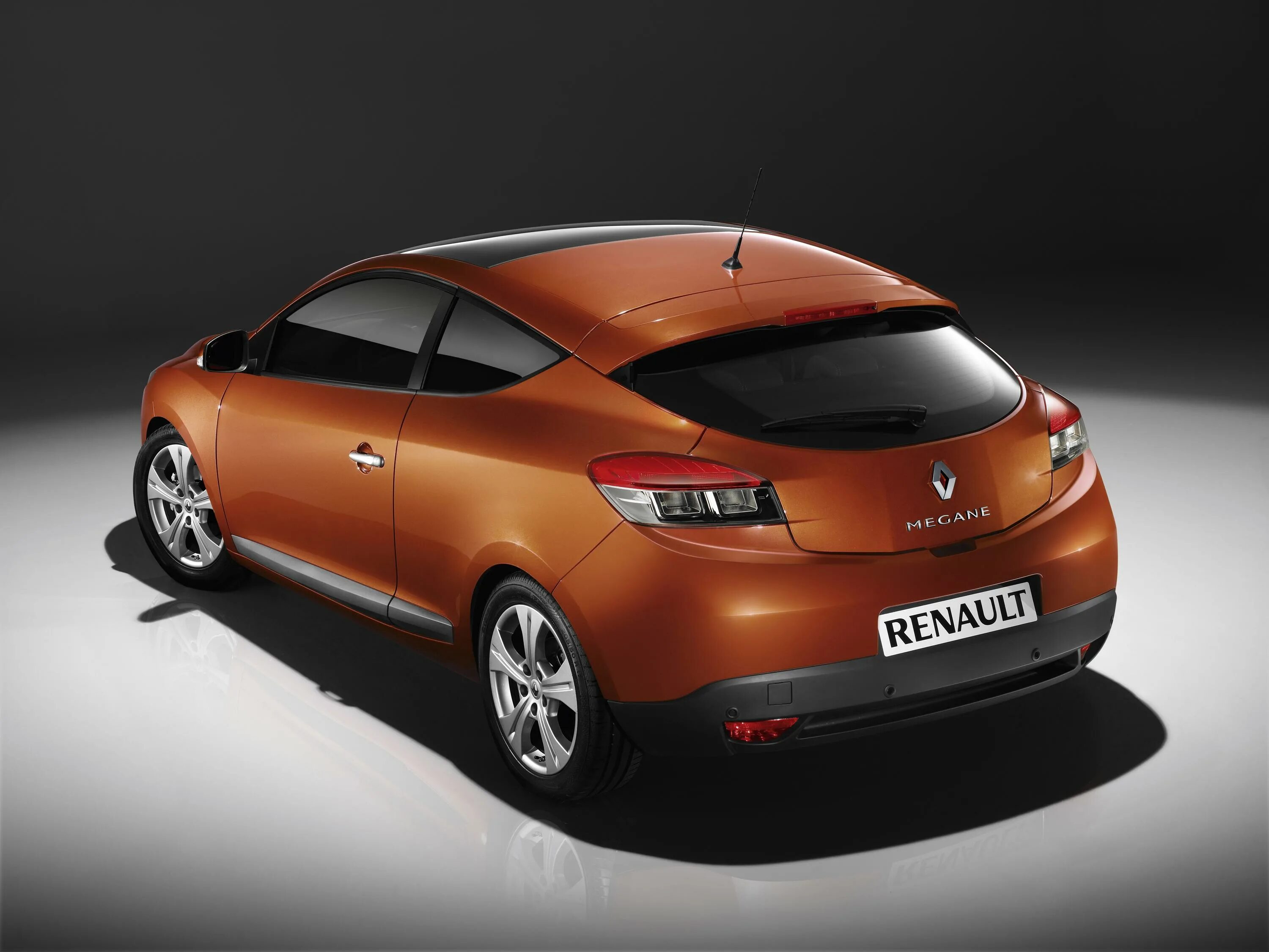 Трехдверный Рено Меган купе. Renault Megane 3 Coupe. Рено Меган 3 купе. Рено Меган 3 хэтчбек 3 двери. 3 дверные машины