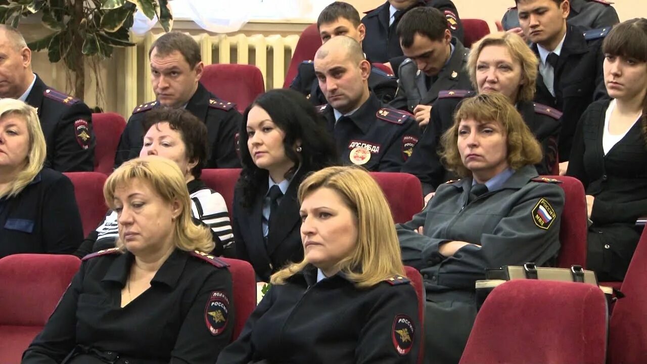 Полиция лобня сотрудники фото. Омвд лобня новости. Начальник омвд лобня московская область. Набор на службу в полицию. Омвд лобня отзывы.