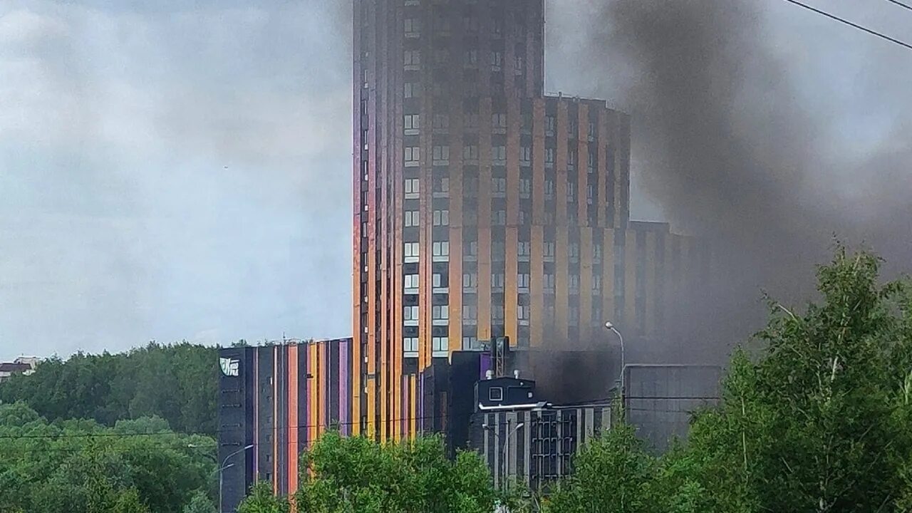 Были видны новости. Пожар в Видном. Сгорел ТЦ В Видном. Пожар в ТЦ. Пожар в ТЦ галерея.