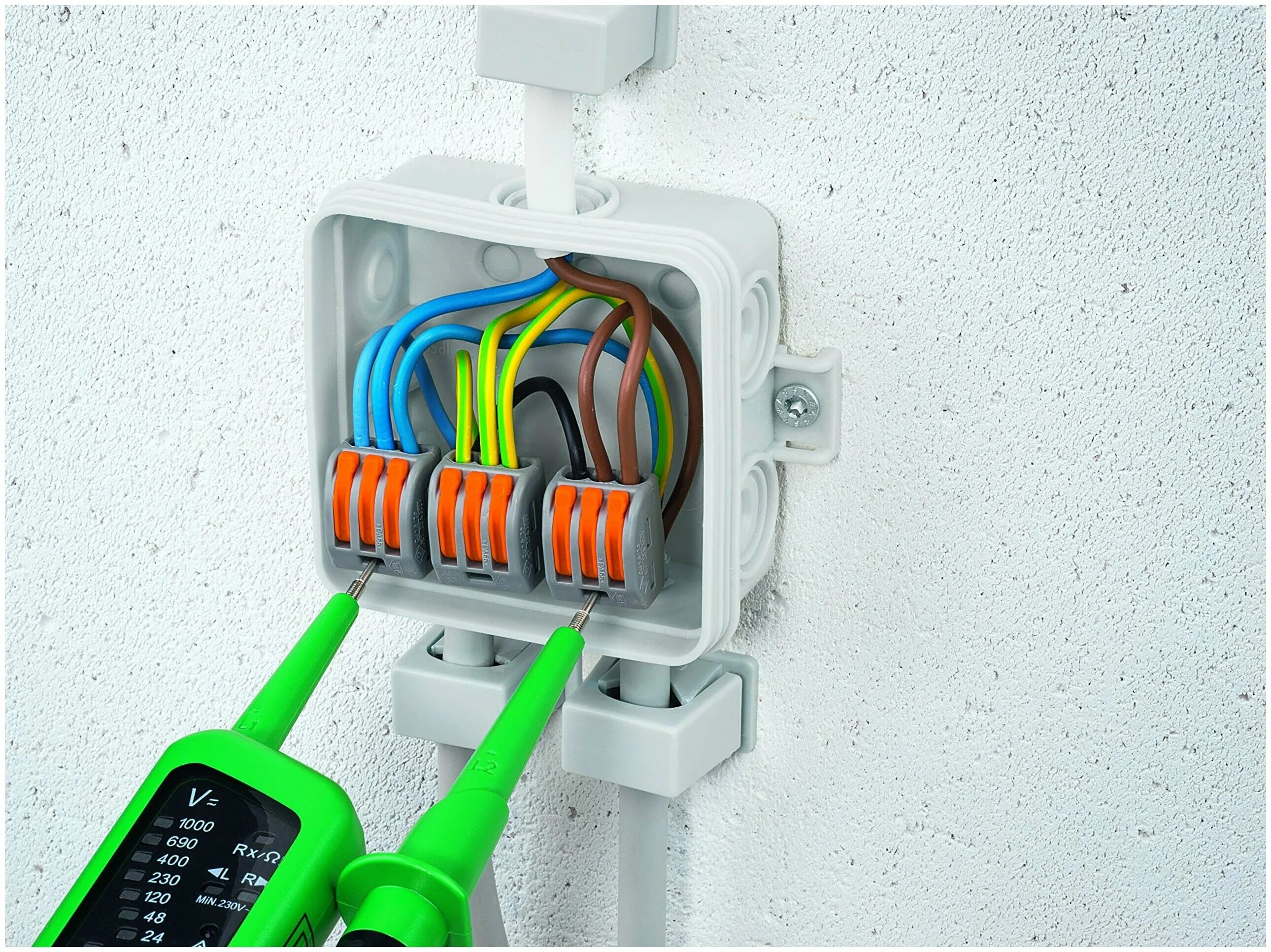 Клеммник ваго 32 ампера. Клеммы для распред коробок ваго схема. Схема клеммы ваго. Как пользоваться wago клеммами правильно. Клемма wago 222-413.