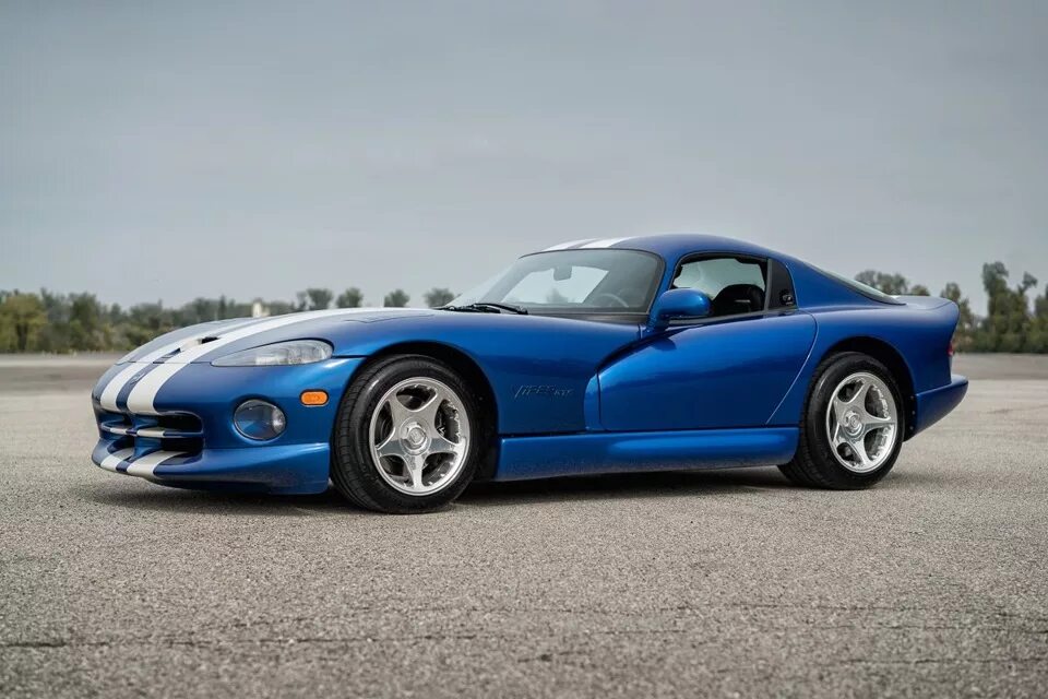 Dodge viper 1992. Dodge viper 1. Dodge viper 1992. Dodge viper 1. Додж вайпер 1992.