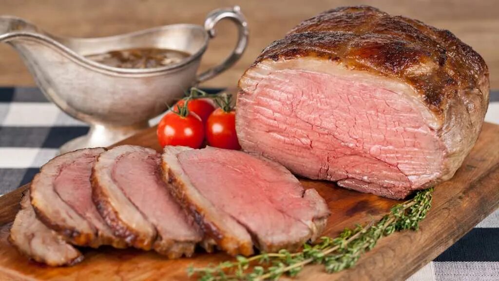 Ростбиф из свинины рецепт. Roast beef  ростбиф. буженина и ростбиф. ростбиф из говядины англия. ростбиф из говядины классический.