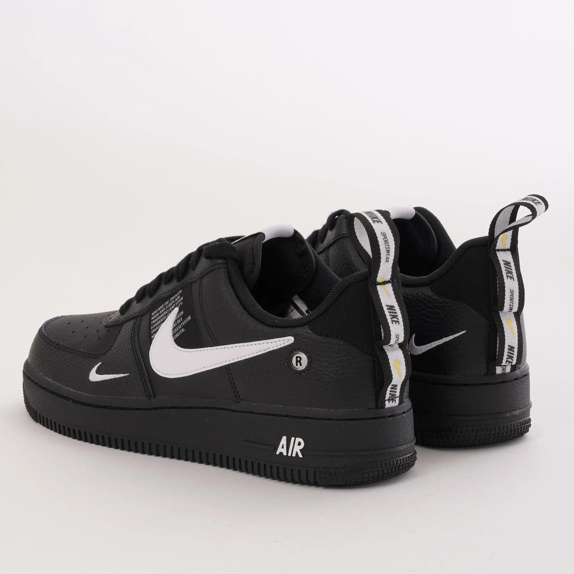 Nike air force lv8 utility. Nike air force lv8 utility