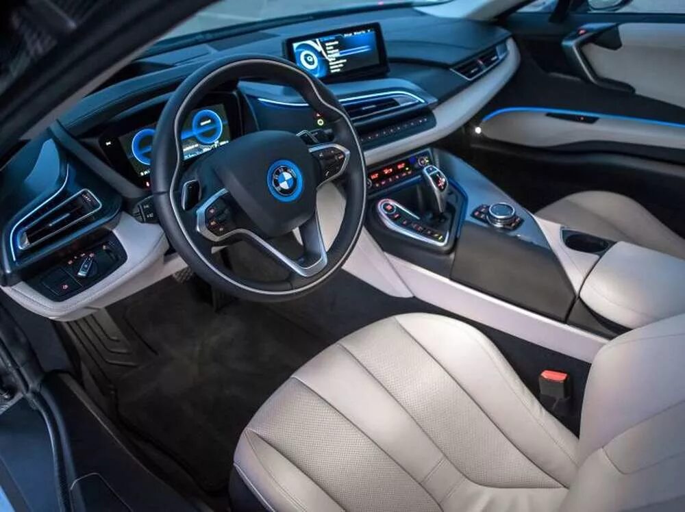 Bmw i8 2022 салон. 2019 bmw i8 roadster. Новая bmw i8 салон. Bmw i8 2021 салон. Bmw i8 2021 салон.