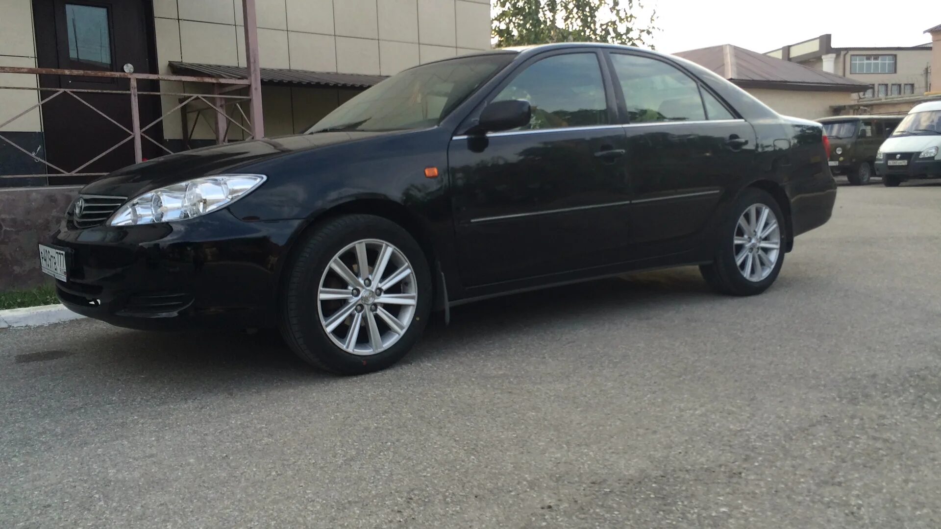 Тойота камри 30 на 18 дисках. Toyota camry xv30 диски r17. Камри 30 колеса. Диски на тойоту камри 30. Camry 30 r18.