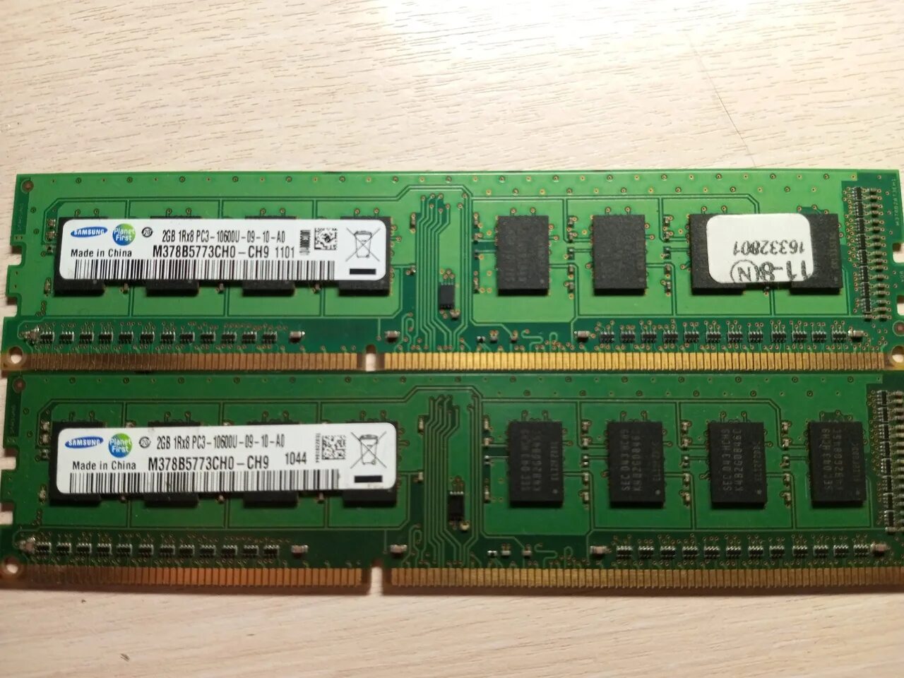 Плашки оперативной памяти цена. Плашка ОЗУ на 512 ГБ. Плашка оперативной памяти good Ram gr 3200 d 4 6 4 l 22 s. 2 Плашки оперативной памяти по 8gb= 16gb. 2 Плашки по 8 ГБ ddr3l.