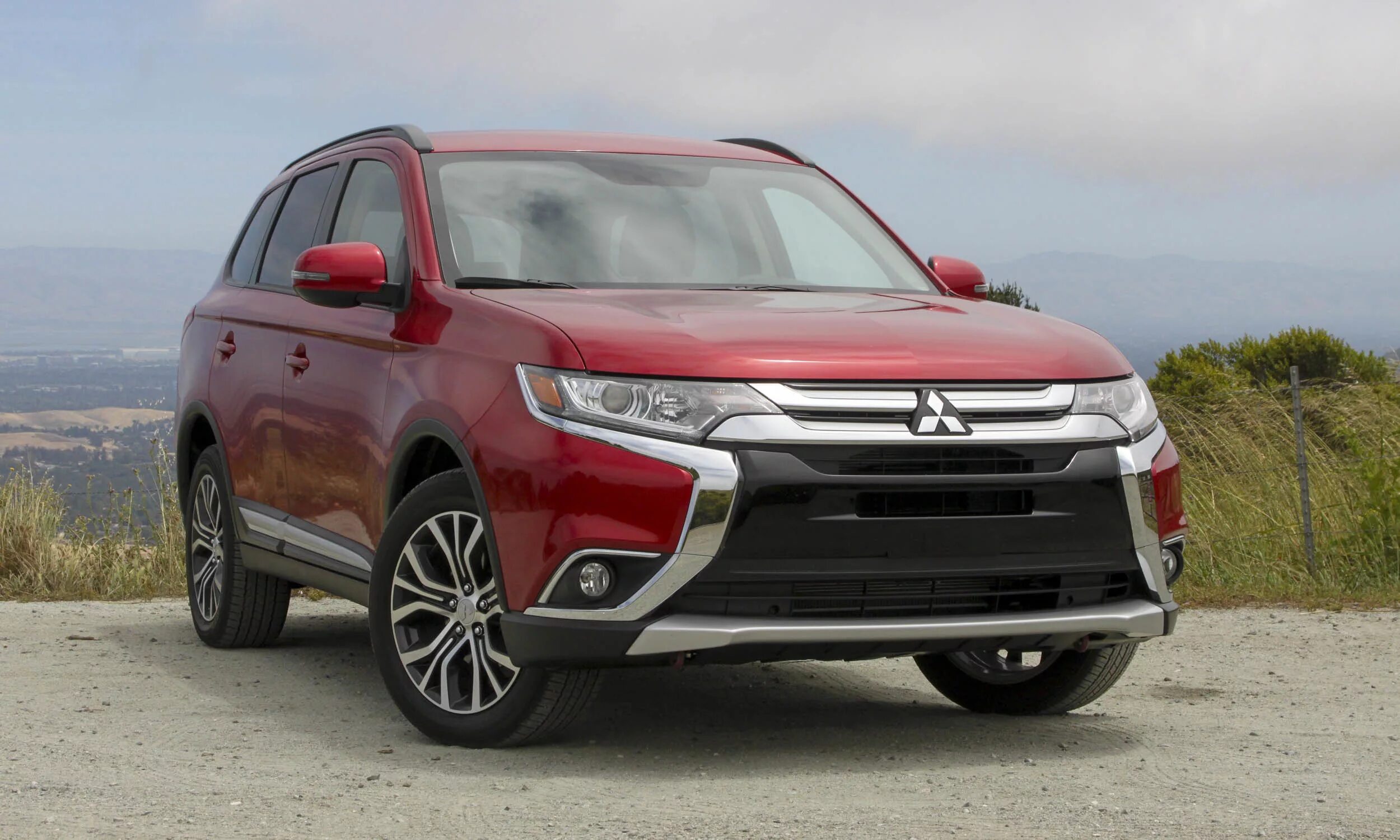 Митсубиси Outlander 2023. Митсубиси Аутлендер 2023 автомат. Мицубиси 2016. Mitsubishi Outlander цвета. Комплектация мицубиси аутлендер 2023