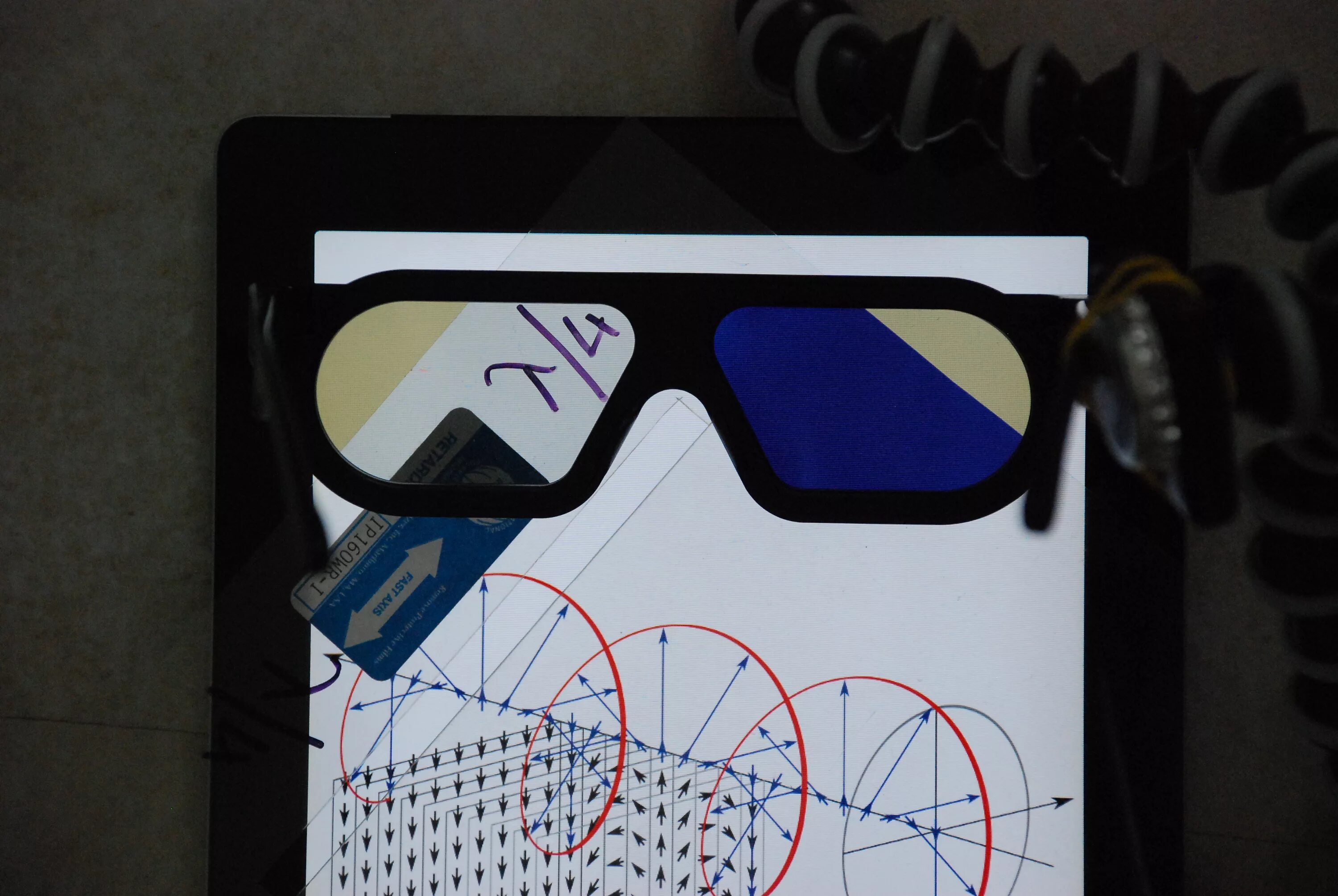 Поляризационные 3д очки. Поляризованные 3д очки. 3d-очки с линейной поляризацией. Тест поляризационных очков.
