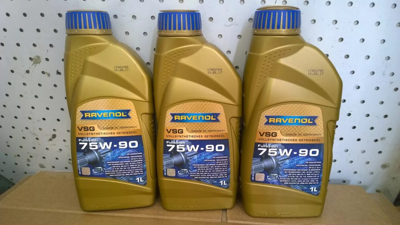 Лучшее трансмиссионное масло 75w90. Ravenol 75w90. Ravenol VSG 75w-90. Равенол VSG 75w90. Трансмиссионное масло Равенол 75в90.