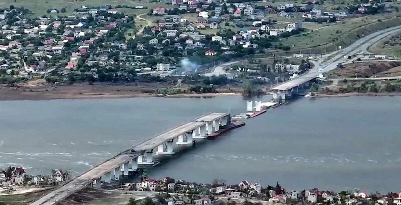 Украинские войска предприняли ракетную атаку на Антоновский мост под Херсоном Но