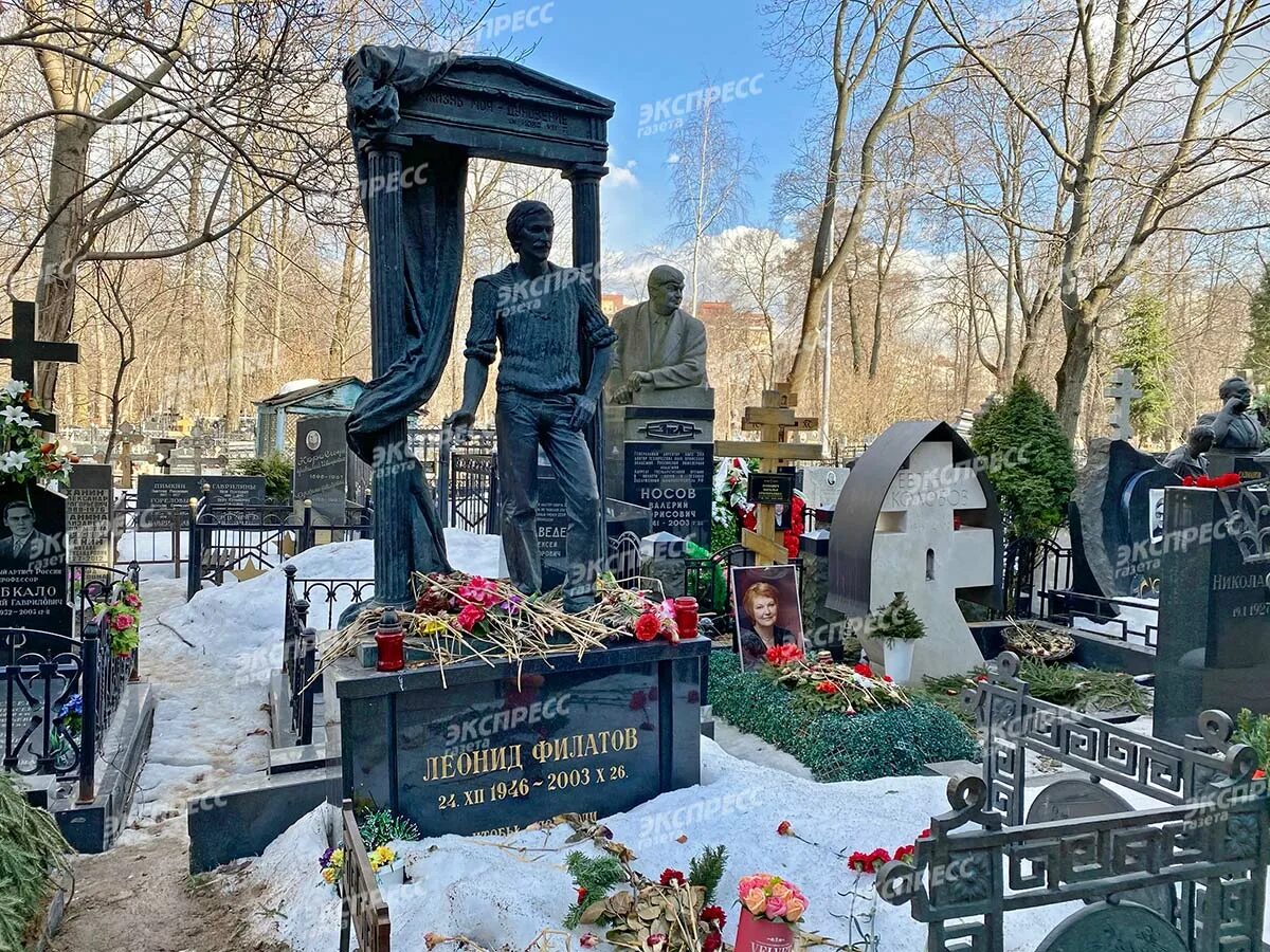 Метался между Лидией Савченко и женой Золотухина Ниной Шацкой. Любовный квадрат 