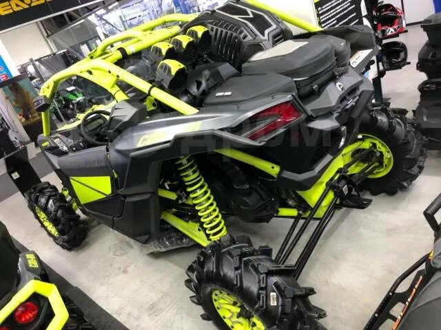 Maverick xmr. Снегоболотоход maverick max zrs turbo rr.