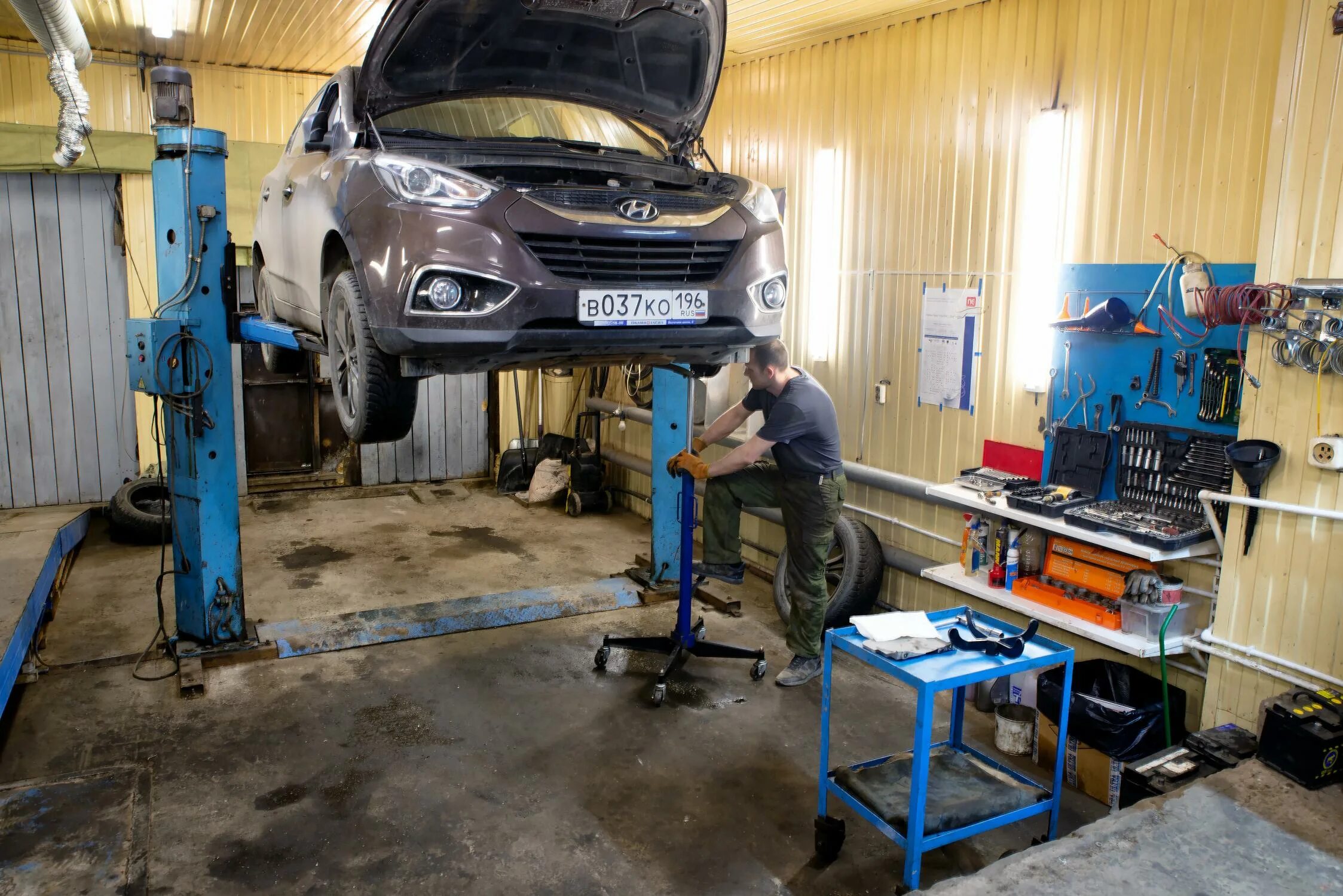 Автосервис vag. Автосервис дешево. Бренд автосервиса. Современный автосервис. Автосервис сто.