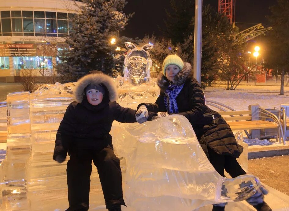 Тюмень 2021. Где встретить новый год в тюмени. Городская елка тюмень 2022. Елка у технопарка тюмень. Елка в тюмени 2018.