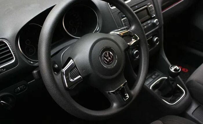 Руль поло 6. Декоративные накладки на рулевое колесо polo 2017. Накладки на руль volkswagen polo. Накладки на руль фольксваген поло седан 2014. Накладки на руль поло.