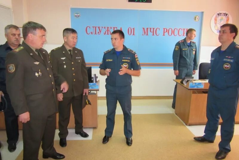 Сайт мчс новосибирск. Баевкин мчс новосибирск. Звания мчс. Аэромобильная группировка мчс. Мчс новосибирск.
