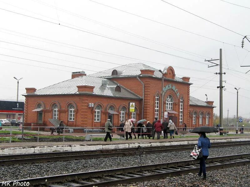 Свияжск поезда. Свияжск ЖД вокзал. Станция Буа Татарстан. Свияжск вокзал станция. Татарстан Зеленодольск ЖД вокзал.