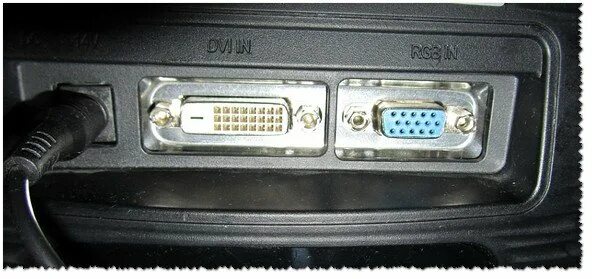 Переходник HDMI-VGA для современной видеокарты и старого монитора