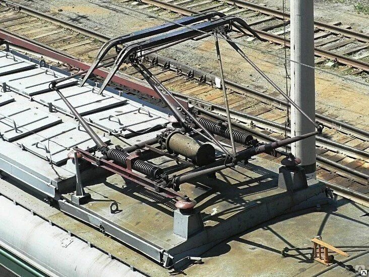 Токоприемник электровоза эп1м. Токоприемник тл-14м. Токоприемник та-160-3200 для электровоза 2эс6 устройство. Каретка токоприемника т-5. Токоприемник чертеж.