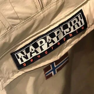 Флаг напапири