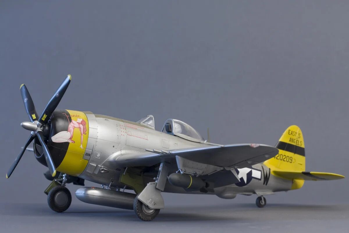 1 47 48. Tamiya p-47d Thunderbolt. P-47d Thunderbolt 1/48. P-47 1/48. P-47d академи 1/72.